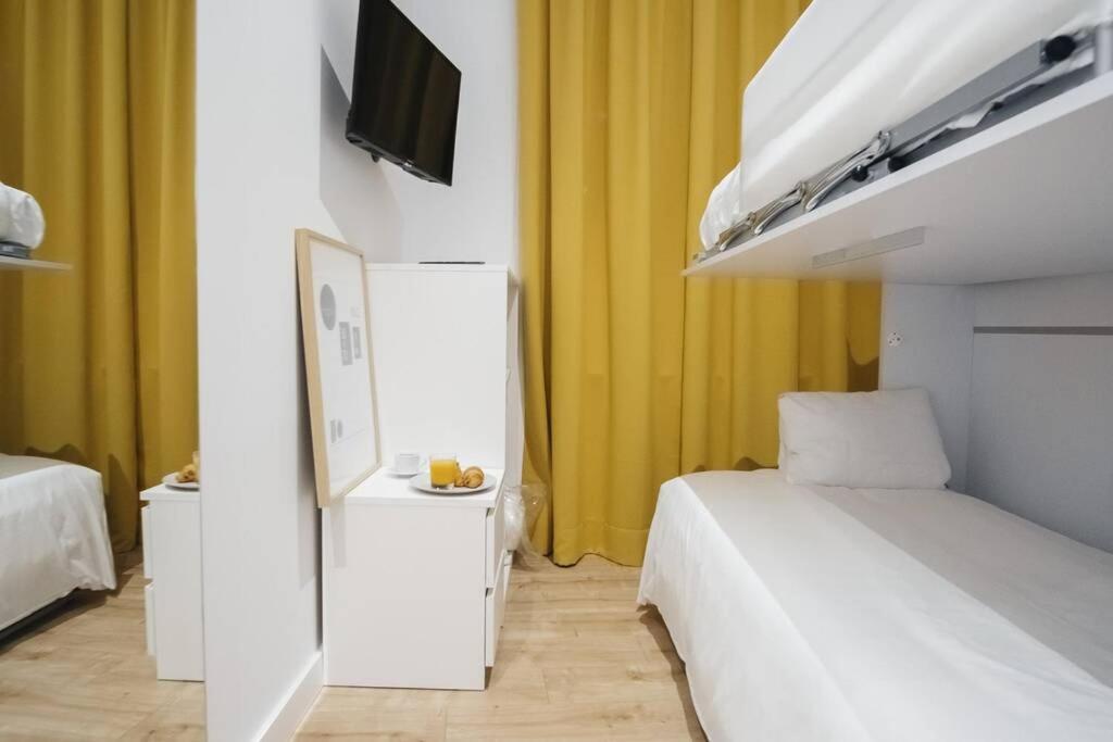 Apartamentos Plaza De Pedro Zerolo III Мадрид Екстер'єр фото